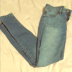 Light colored Hollister jeggings.